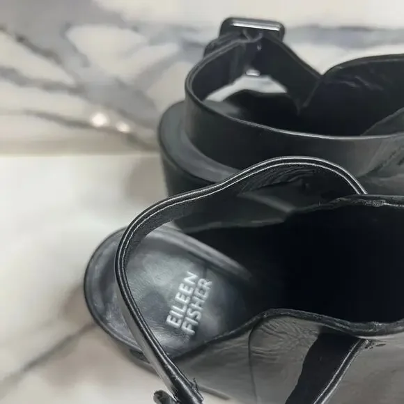 Eileen Fisher Women's Classic Minimalist Black Leather Stacked Heel Boots Sz 7 - Picture 2 of 8